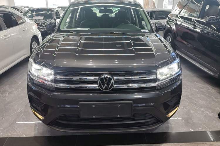 Used Volkswagen Tharu 2022 280TSI Two-Wheel-Drive Luxury Edition Front
