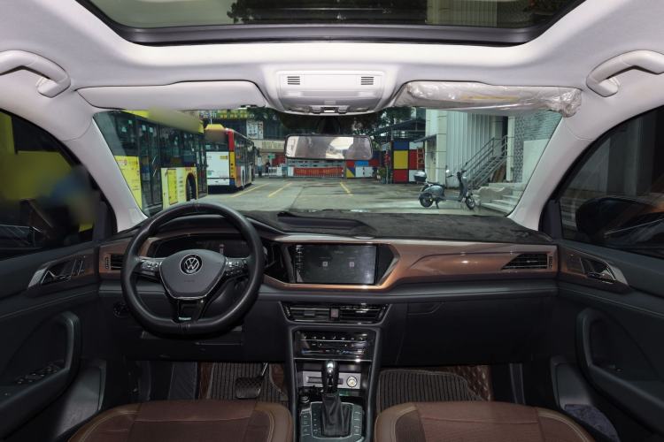 Used Volkswagen Tharu 2022 280TSI Two-Wheel-Drive Luxury Edition Interior 2