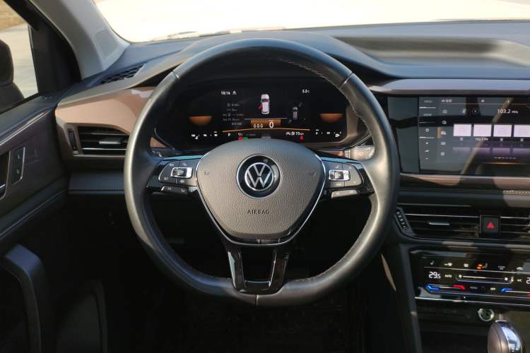 Used Volkswagen Tharu 2022 280TSI Two-Wheel-Drive Luxury Edition Interior 6