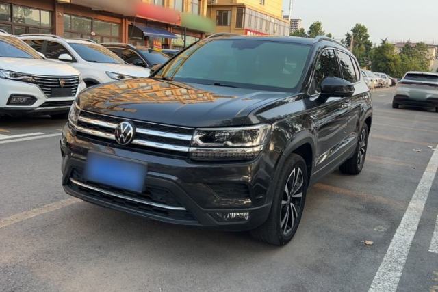 Volkswagen Tharu 2022 280TSI Two-Wheel-Drive Luxury Edition usado