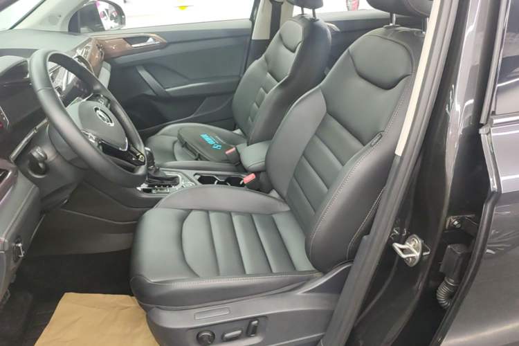 Used Volkswagen Tharu 2022 330TSI Four-Wheel Drive Flagship Edition Left Front Seat