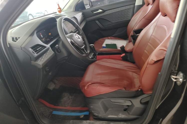 Used Volkswagen Tharu 2022 280TSI Two-Wheel Drive Trend Edition Left Front Seat