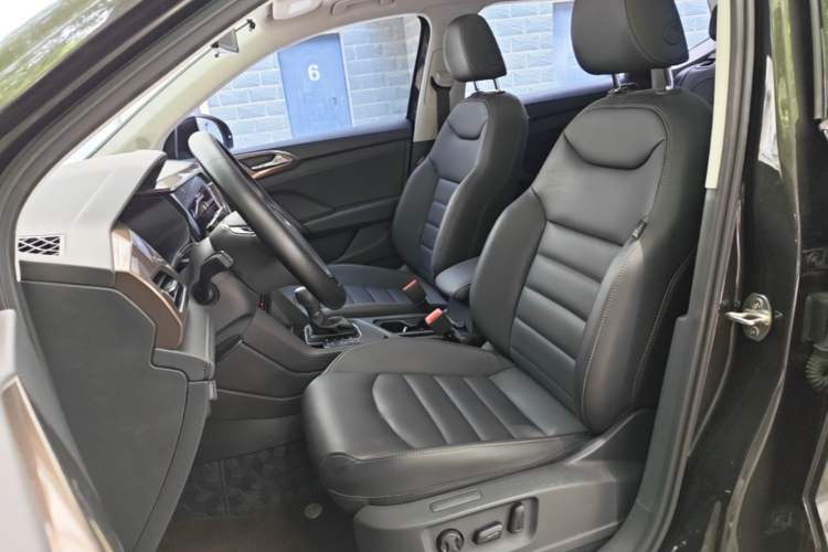 Used Volkswagen Tharu 2022 280TSI Two-Wheel-Drive Luxury Edition Left Front Seat