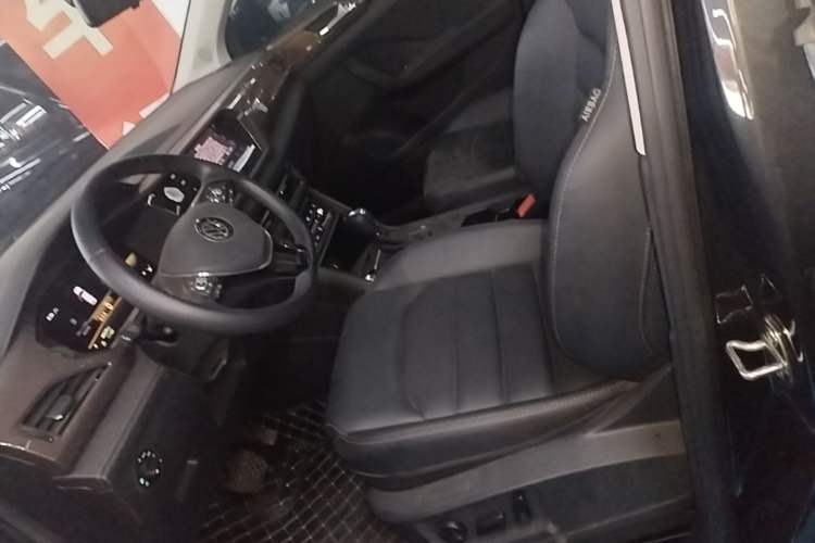 Used Volkswagen Tharu 2022 280TSI Two-Wheel-Drive Luxury Edition Left Front Seat