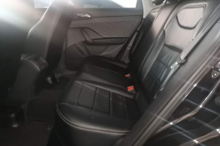 Used Volkswagen Tharu 2022 280TSI Two-Wheel Drive Trend Edition Left Rear Seat