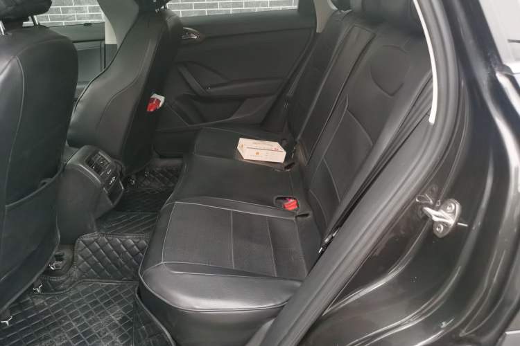 Used Volkswagen Tharu 2022 280TSI Two-Wheel-Drive Luxury Edition Left Rear Seat