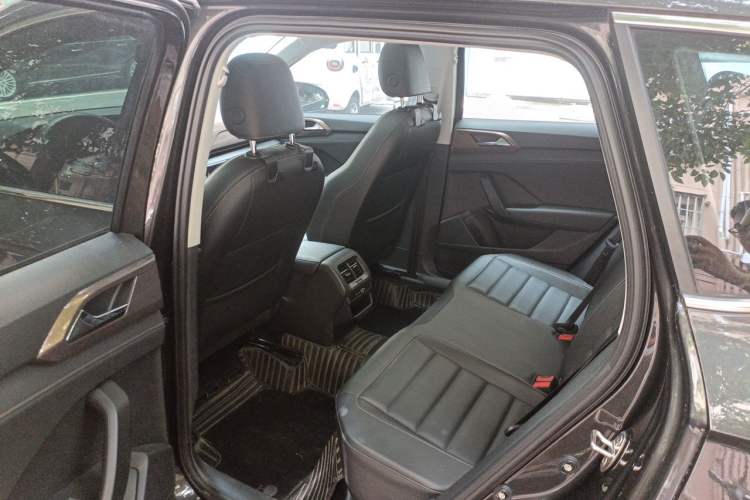 Used Volkswagen Tharu 2022 280TSI Two-Wheel-Drive Luxury Edition Left Rear Seat