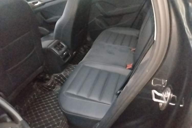 Used Volkswagen Tharu 2022 280TSI Two-Wheel-Drive Luxury Edition Left Rear Seat