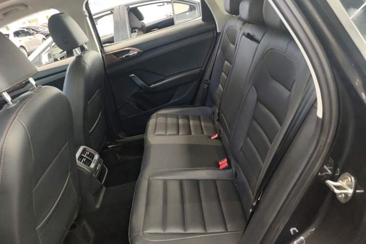 Used Volkswagen Tharu 2022 280TSI Two-Wheel-Drive Luxury Edition Left Rear Seat