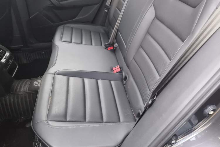 Used Volkswagen Tharu 2022 280TSI Two-Wheel-Drive Luxury Edition Left Rear Seat