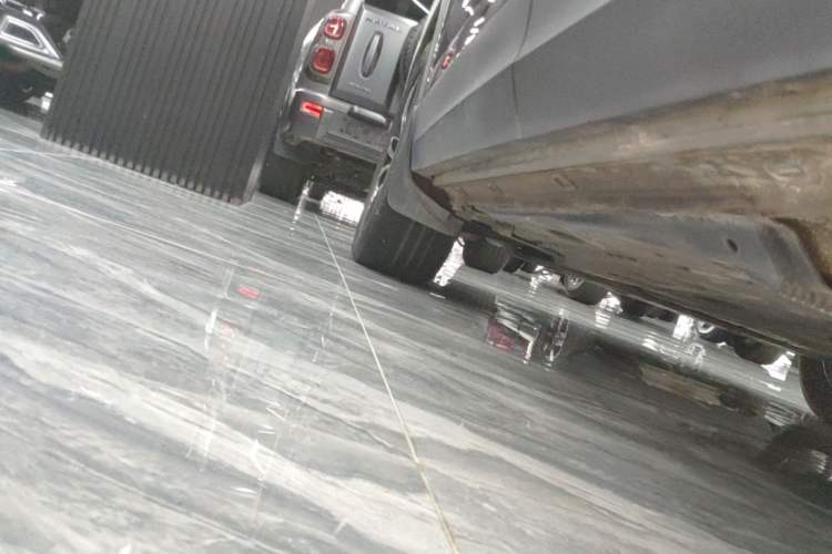 Used Volkswagen Tharu 2022 280TSI Two-Wheel-Drive Luxury Edition Left Side Sill