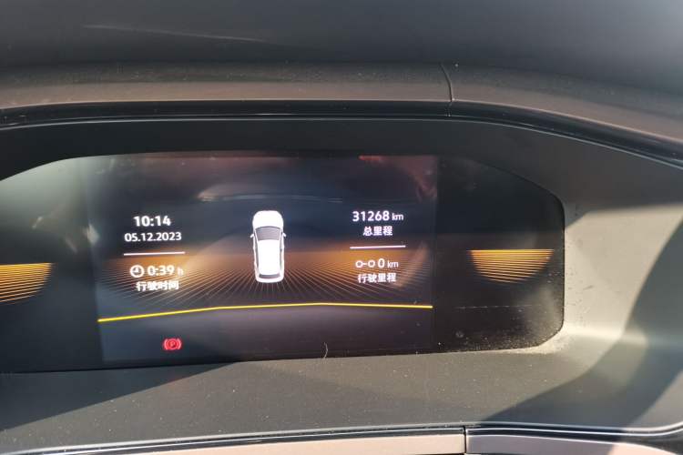 Used Volkswagen Tharu 2022 280TSI Two-Wheel-Drive Luxury Edition Odometer Close Up