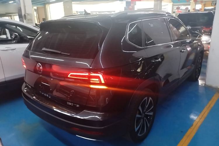 Used Volkswagen Tharu 2022 280TSI Two-Wheel-Drive Luxury Edition Rear Right 45 Deg