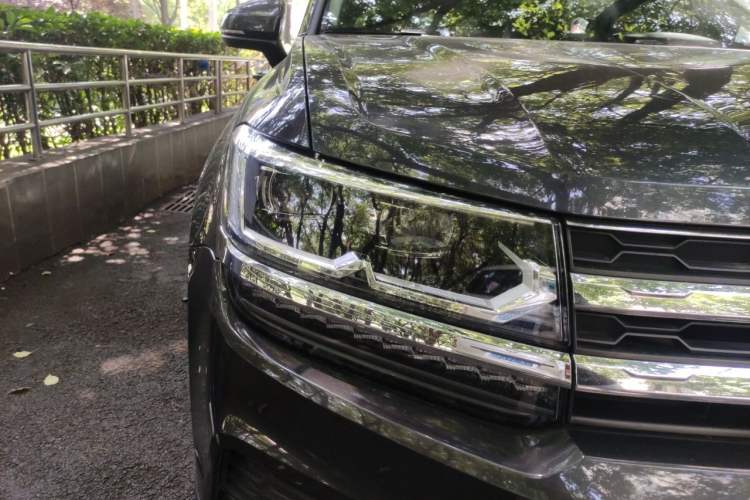 Used Volkswagen Tharu 2022 280TSI Two-Wheel-Drive Luxury Edition Right Front Headlight