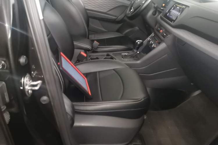 Used Volkswagen Tharu 2022 280TSI Two-Wheel Drive Trend Edition Right Front Seat