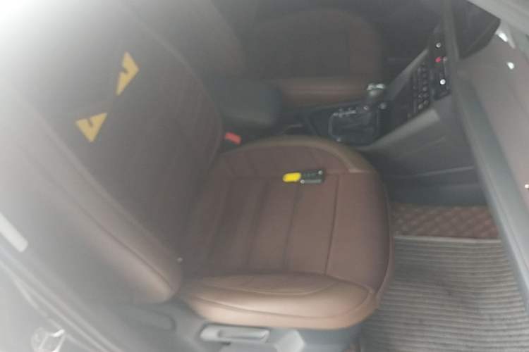Used Volkswagen Tharu 2022 280TSI Two-Wheel-Drive Luxury Edition Right Front Seat