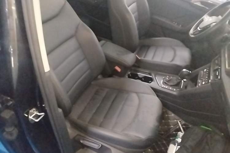 Used Volkswagen Tharu 2022 280TSI Two-Wheel-Drive Luxury Edition Right Front Seat