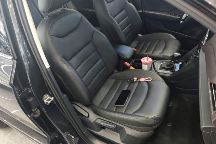 Used Volkswagen Tharu 2022 280TSI Two-Wheel-Drive Luxury Edition Right Front Seat