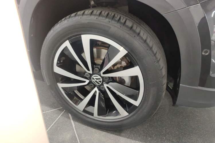 Used Volkswagen Tharu 2022 330TSI Four-Wheel Drive Flagship Edition Right Front Wheel Hub