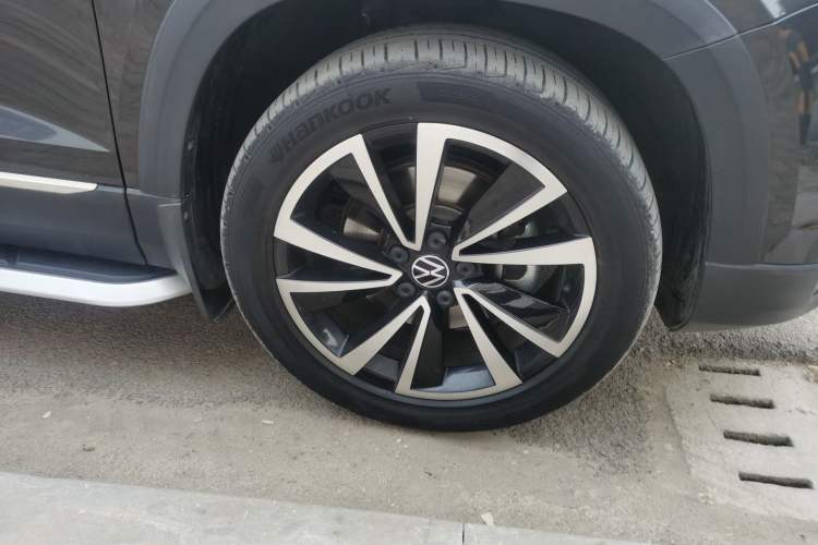 Used Volkswagen Tharu 2022 280TSI Two-Wheel-Drive Luxury Edition Right Front Wheel Hub