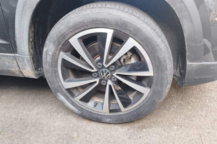 Used Volkswagen Tharu 2022 280TSI Two-Wheel-Drive Luxury Edition Right Front Wheel Hub