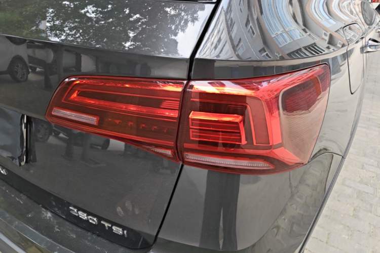 Used Volkswagen Tharu 2022 280TSI Two-Wheel-Drive Luxury Edition Right Rear Taillight
