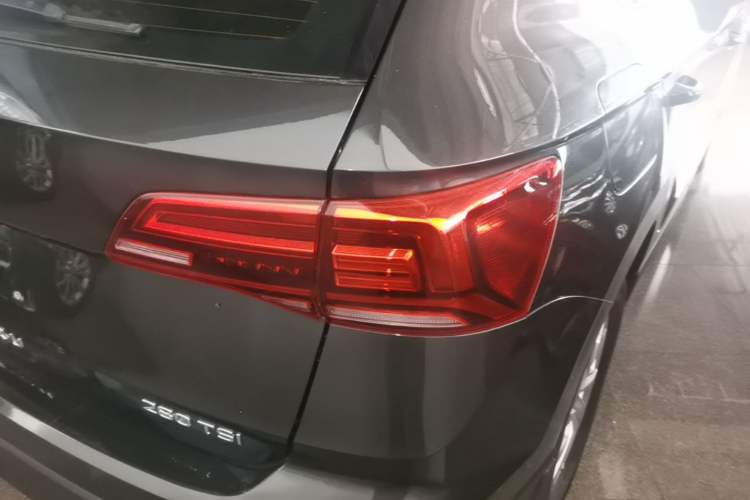 Used Volkswagen Tharu 2022 280TSI Two-Wheel Drive Trend Edition Right Rear Taillight