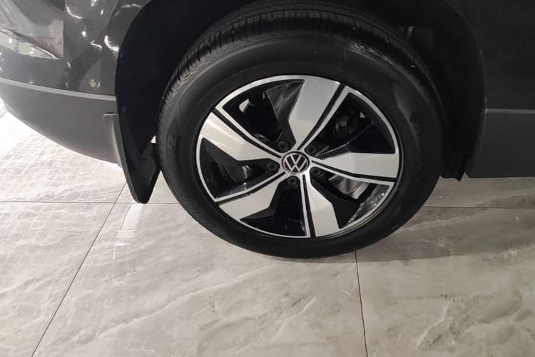 Used Volkswagen Tharu 2022 280TSI Two-Wheel Drive Comfort Edition Right Rear Wheel Hub