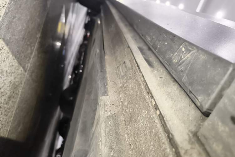 Used Volkswagen Tharu 2022 280TSI Two-Wheel-Drive Luxury Edition Right Side Sill