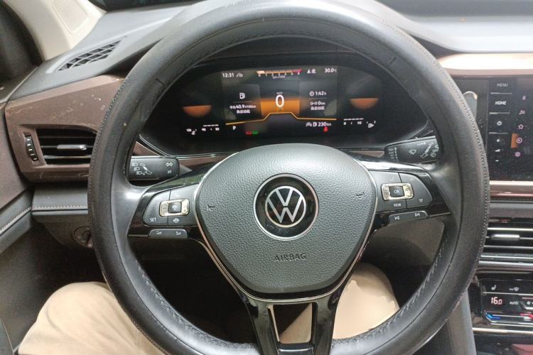 Used Volkswagen Tharu 2022 280TSI Two-Wheel-Drive Luxury Edition Steering Wheel