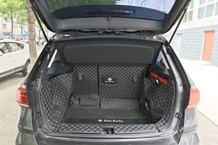 Used Volkswagen Tharu 2022 280TSI Two-Wheel-Drive Luxury Edition Trunk