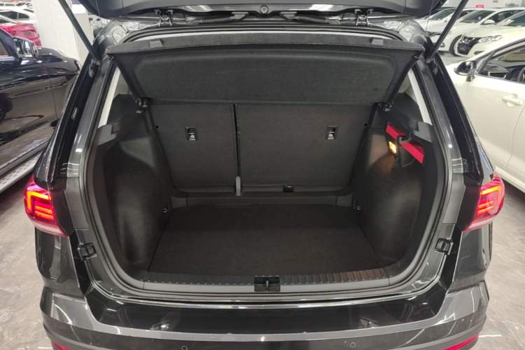 Used Volkswagen Tharu 2022 280TSI Two-Wheel-Drive Luxury Edition Trunk