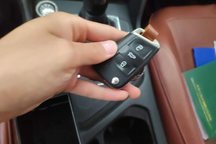 Used Volkswagen Tharu 2022 280TSI Two-Wheel Drive Trend Edition Vehicle Key