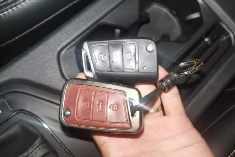 Used Volkswagen Tharu 2022 280TSI Two-Wheel Drive Trend Edition Vehicle Key