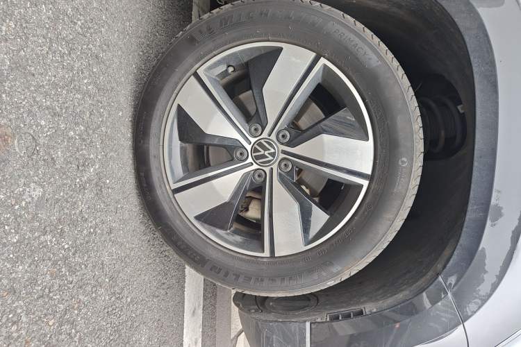Used Volkswagen Tharu 2022 280TSI Two-Wheel Drive Comfort Edition Right Front Wheel Hub