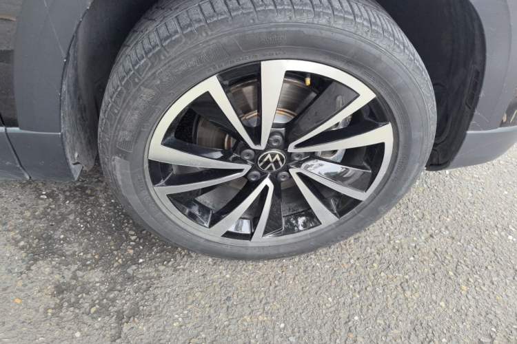 Used Volkswagen Tharu 2022 280TSI Two-Wheel-Drive Luxury Edition Right Front Wheel Hub