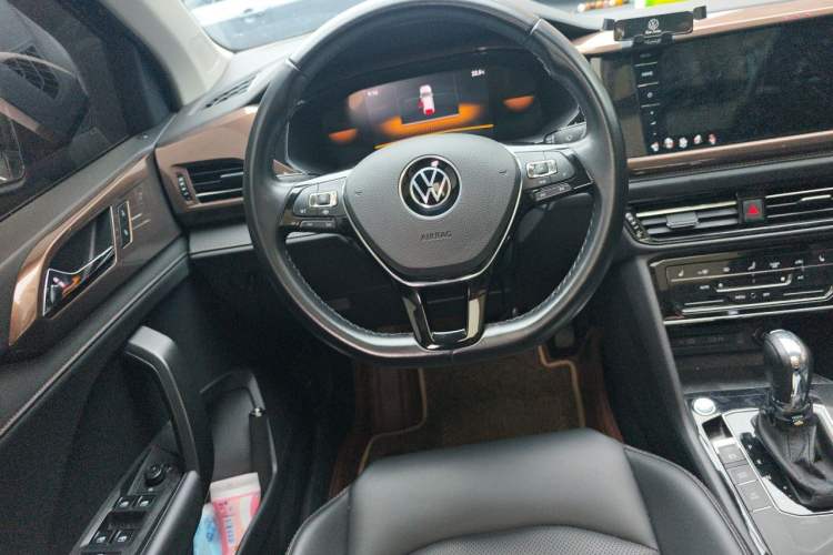 Used Volkswagen Tharu 2022 280TSI Two-Wheel-Drive Luxury Edition Steering Wheel