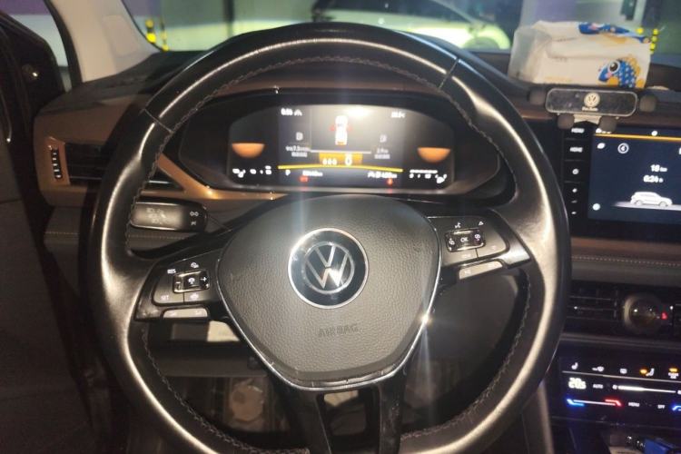 Used Volkswagen Tharu 2022 280TSI Two-Wheel-Drive Luxury Edition Steering Wheel