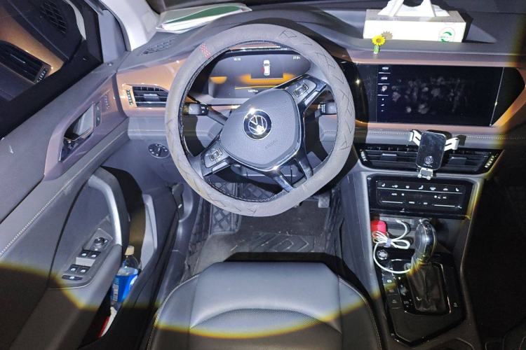 Used Volkswagen Tharu 2022 280TSI Two-Wheel-Drive Luxury Edition Steering Wheel
