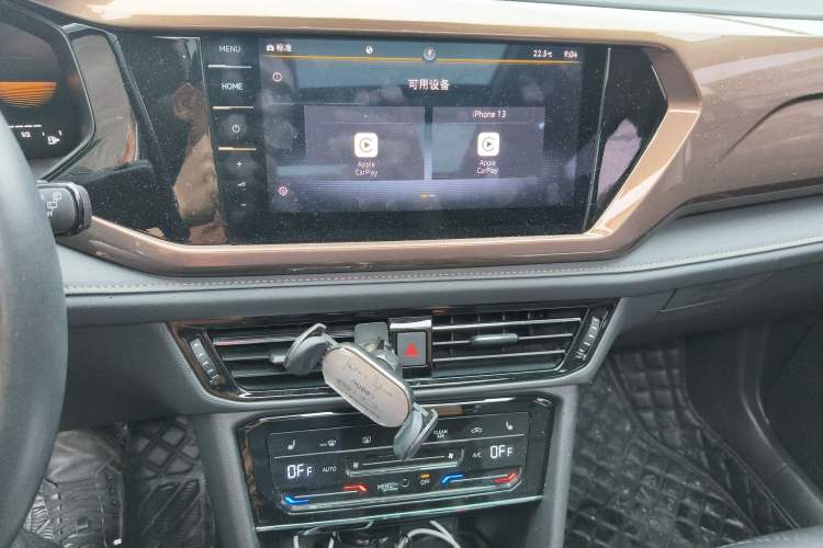 Used Volkswagen Tharu 2022 280TSI Two-Wheel-Drive Luxury Edition Audio And AC Panel