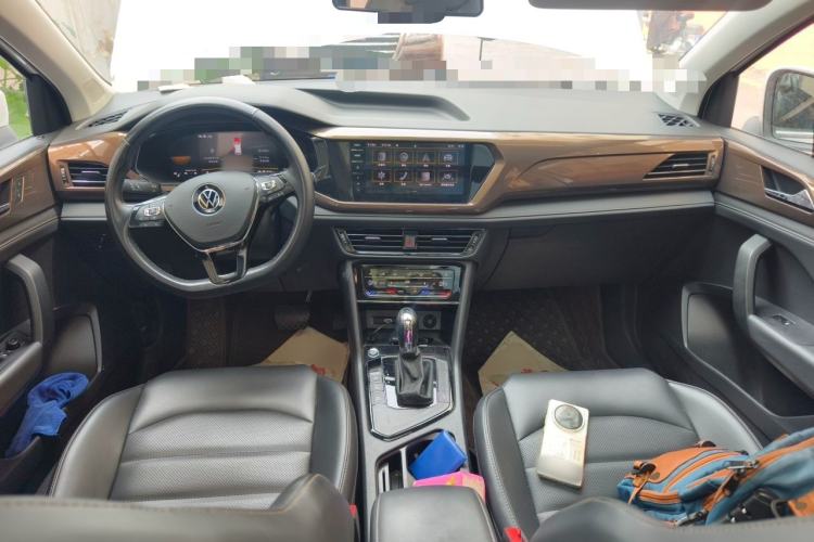 Used Volkswagen Tharu 2022 280TSI Two-Wheel-Drive Luxury Edition Center Console