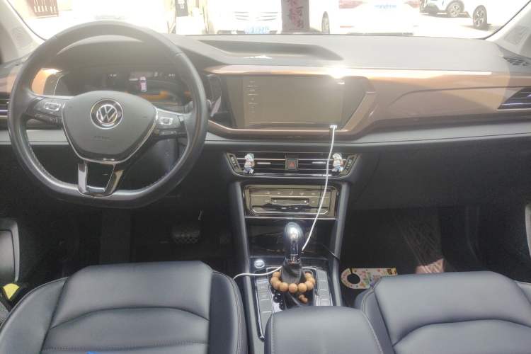 Used Volkswagen Tharu 2022 280TSI Two-Wheel Drive Comfort Edition Center Console