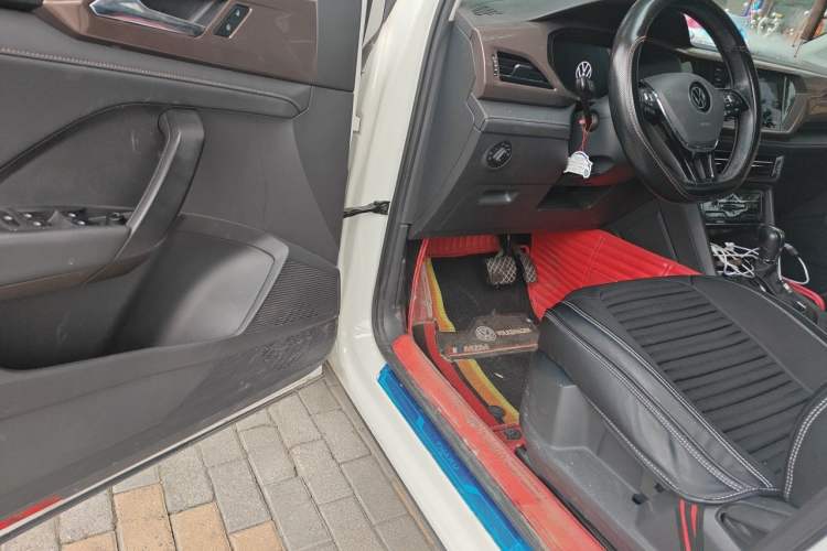 Used Volkswagen Tharu 2022 280TSI Two-Wheel Drive Comfort Edition Driver Seat