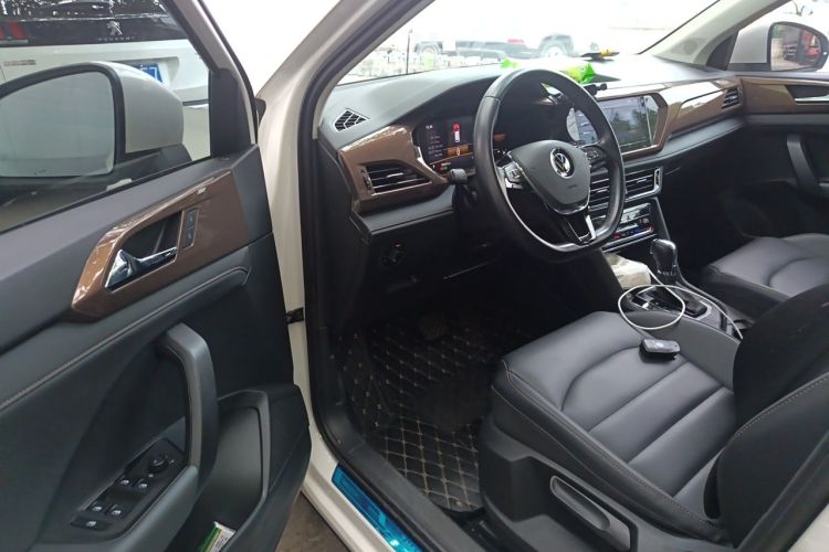Used Volkswagen Tharu 2022 280TSI Two-Wheel Drive Comfort Edition Driver Seat