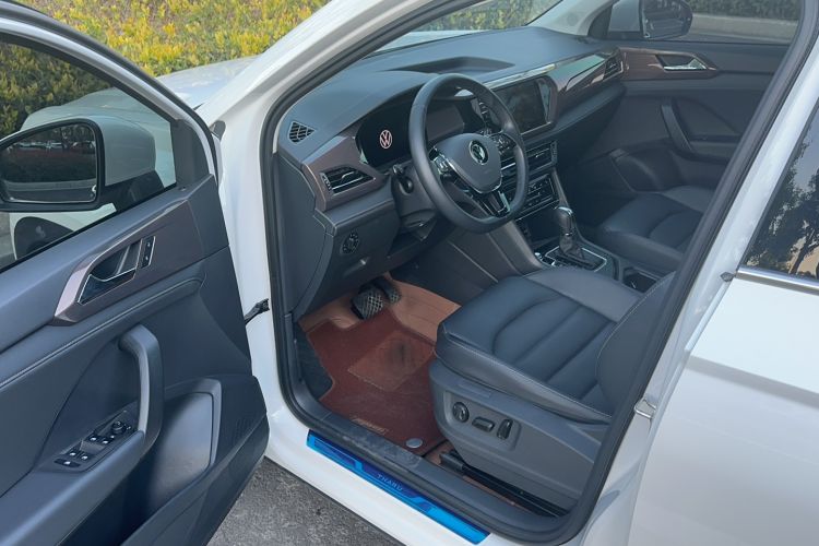 Used Volkswagen Tharu 2022 280TSI Two-Wheel-Drive Luxury Edition Driver Seat