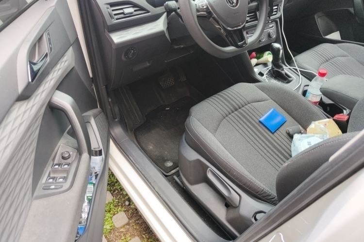 Used Volkswagen Tharu 2022 280TSI Two-Wheel Drive Trend Edition Driver Seat
