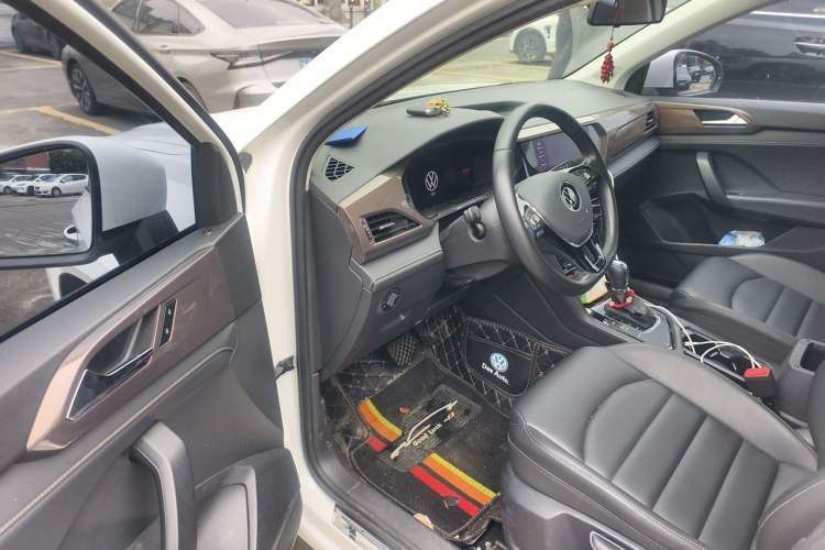 Used Volkswagen Tharu 2022 280TSI Two-Wheel Drive Comfort Edition Driver Seat