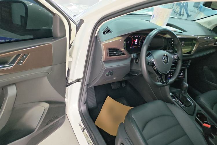 Used Volkswagen Tharu 2022 330TSI Four-Wheel Drive Luxury Edition Driver Seat