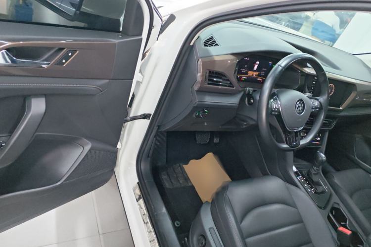 Used Volkswagen Tharu 2022 330TSI Four-Wheel Drive Luxury Edition Driver Seat
