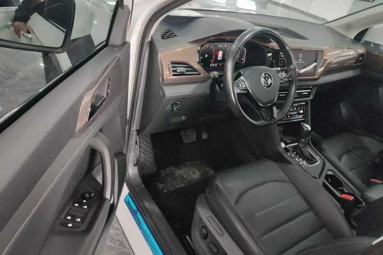 Used Volkswagen Tharu 2022 330TSI Four-Wheel Drive Luxury Edition Driver Seat